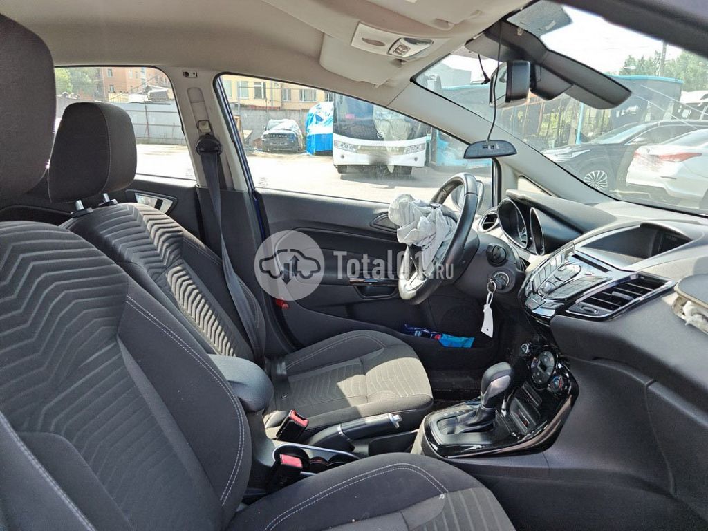 Фото Ford Fiesta 128