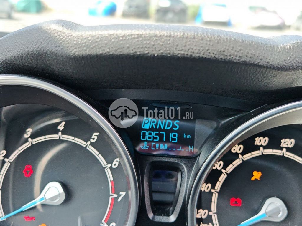 Фото Ford Fiesta 142
