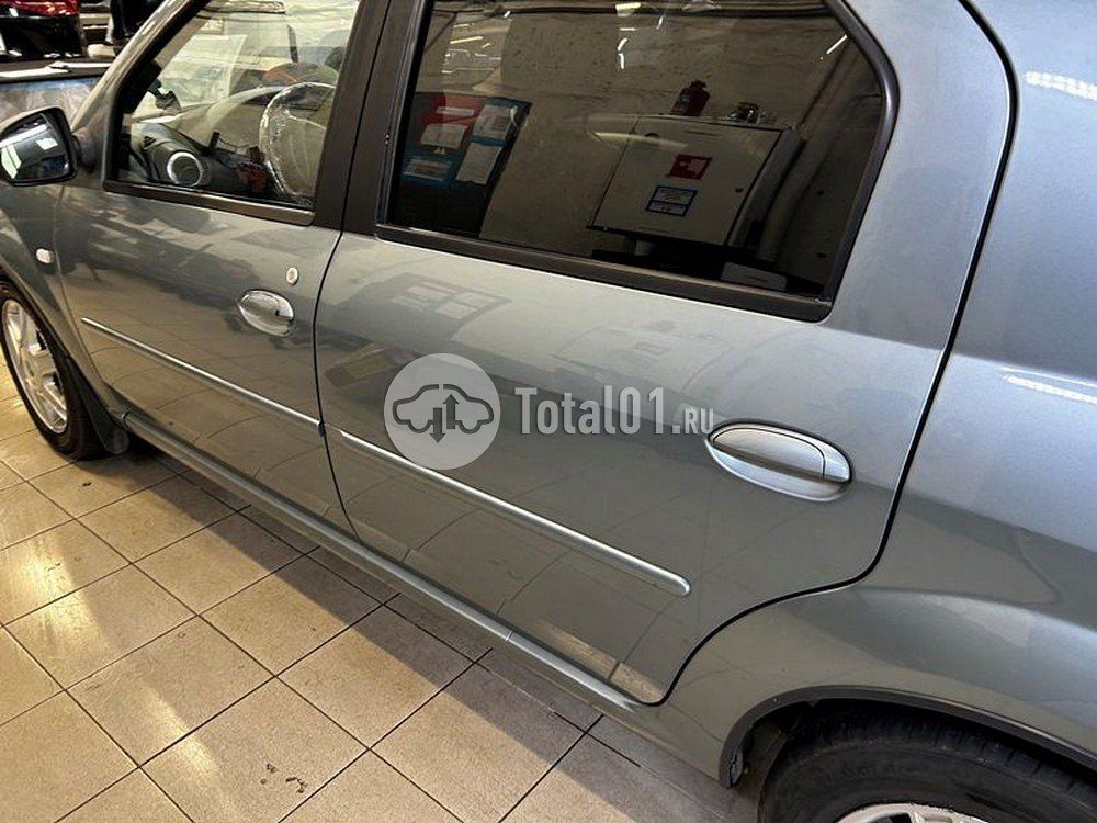 Фото Renault Logan 272