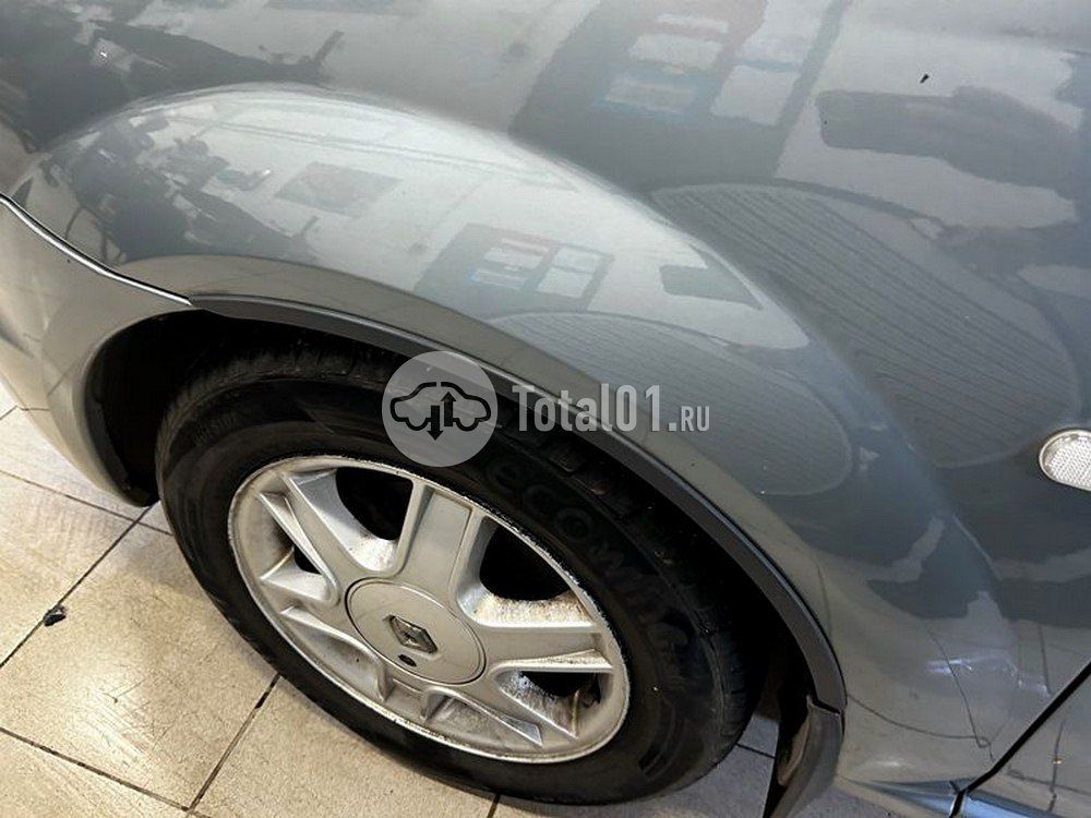 Фото Renault Logan 304