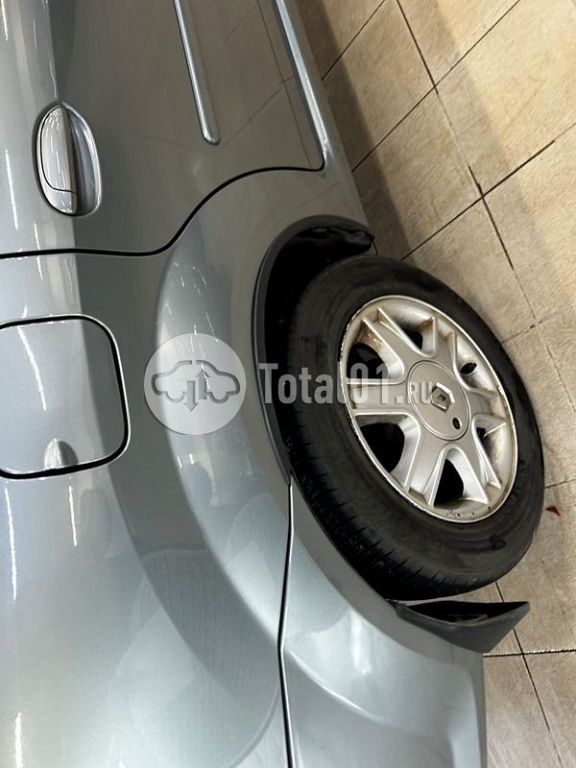 Фото Renault Logan 310