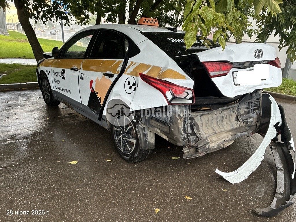 Фото Hyundai Solaris 8