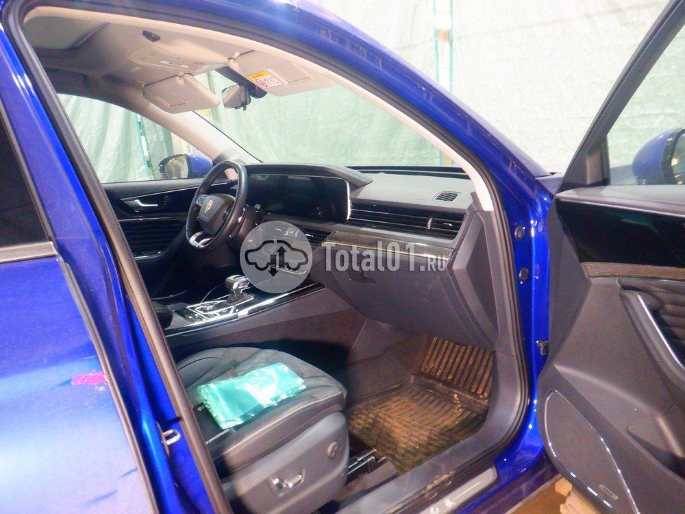 Фото Hongqi HS5 24
