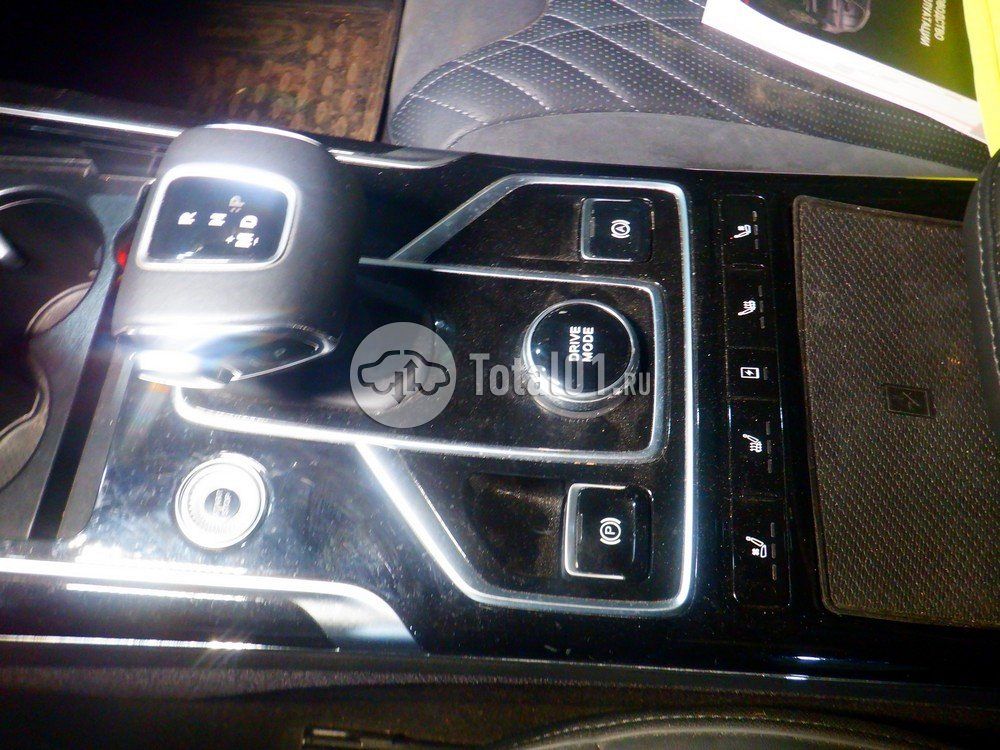 Фото Hongqi HS5 116