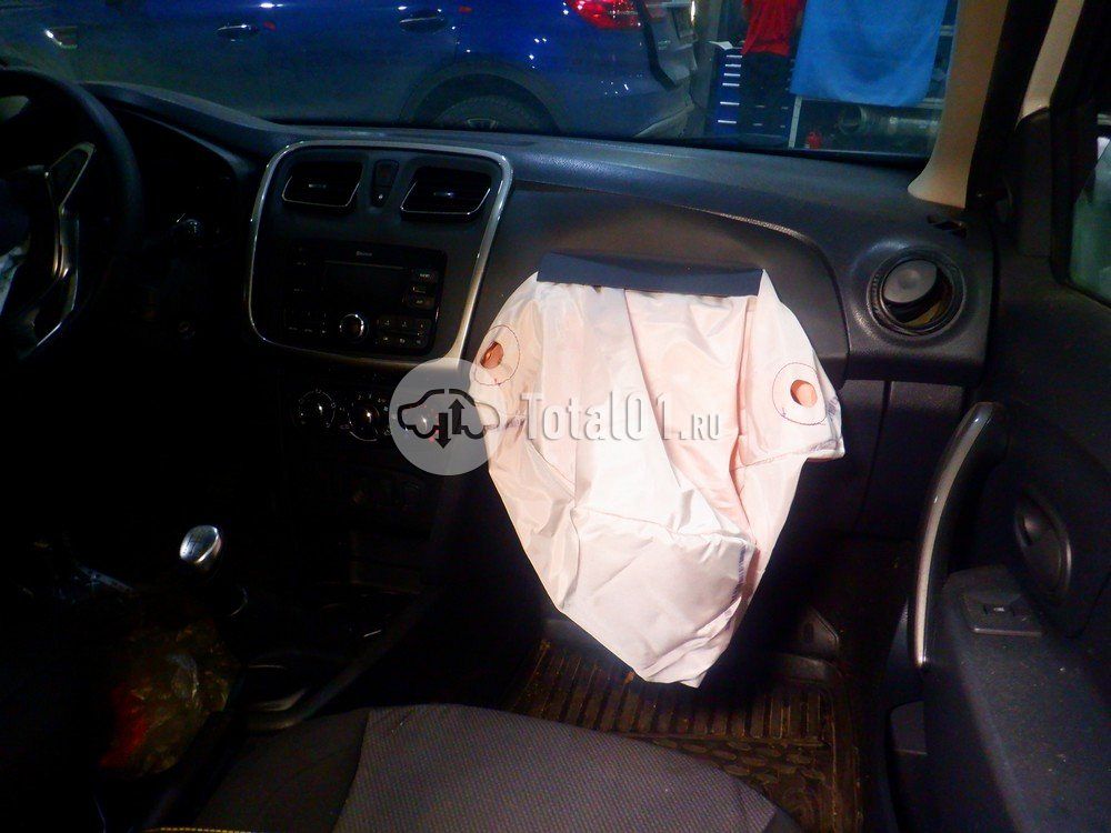 Фото Renault Logan 34
