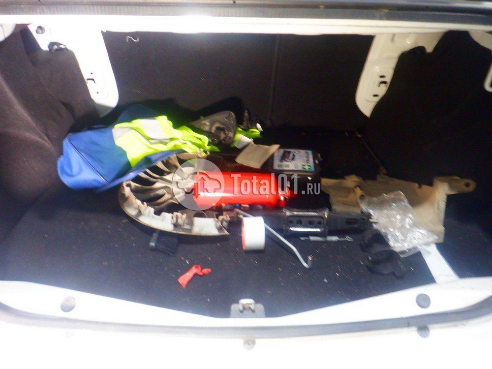 Фото Renault Logan 48