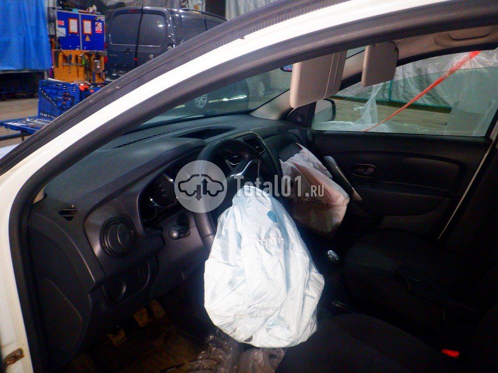 Фото Renault Logan 66