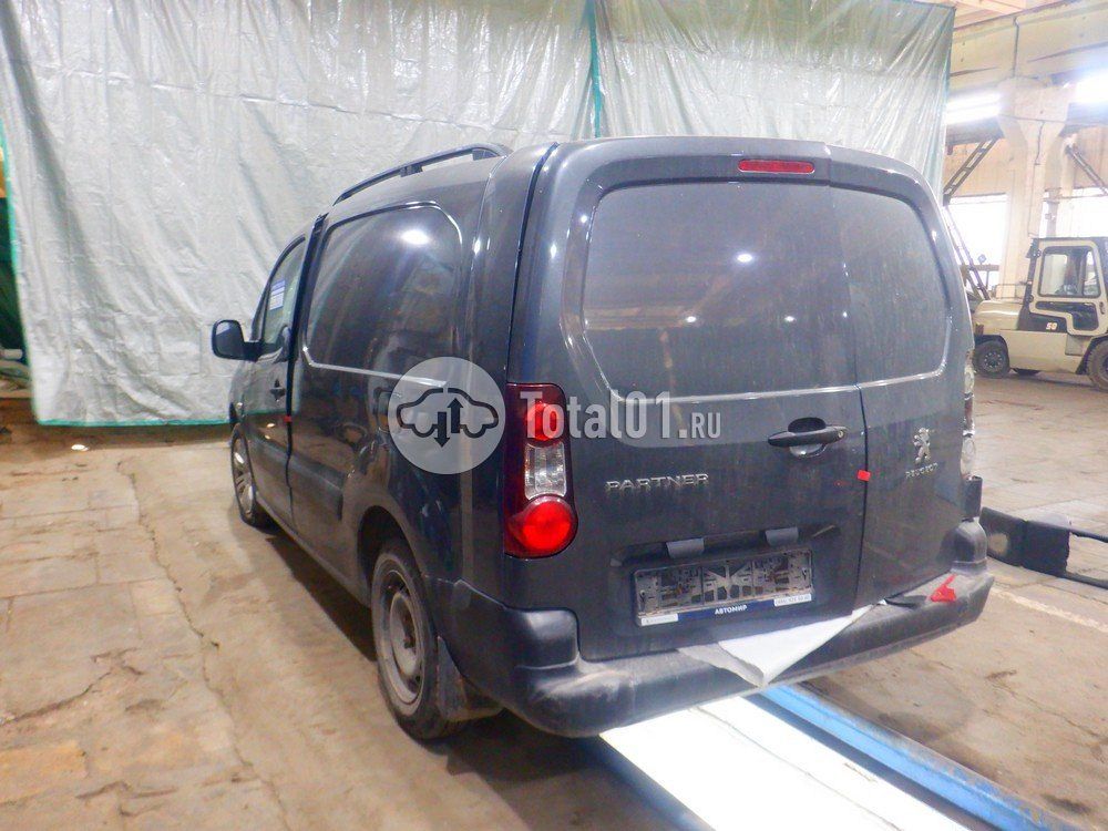 Фото Peugeot Partner 14