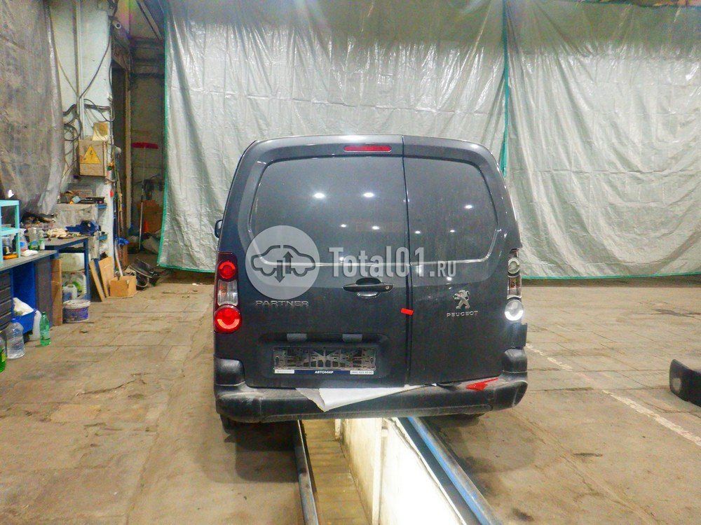 Фото Peugeot Partner 172