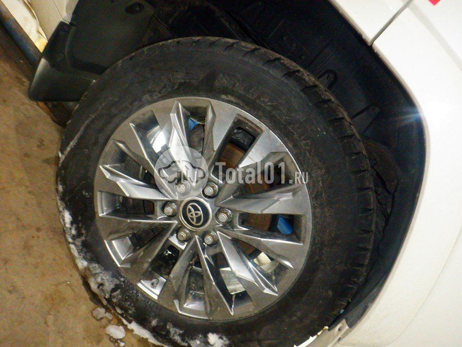 Фото Toyota Land Cruiser 130
