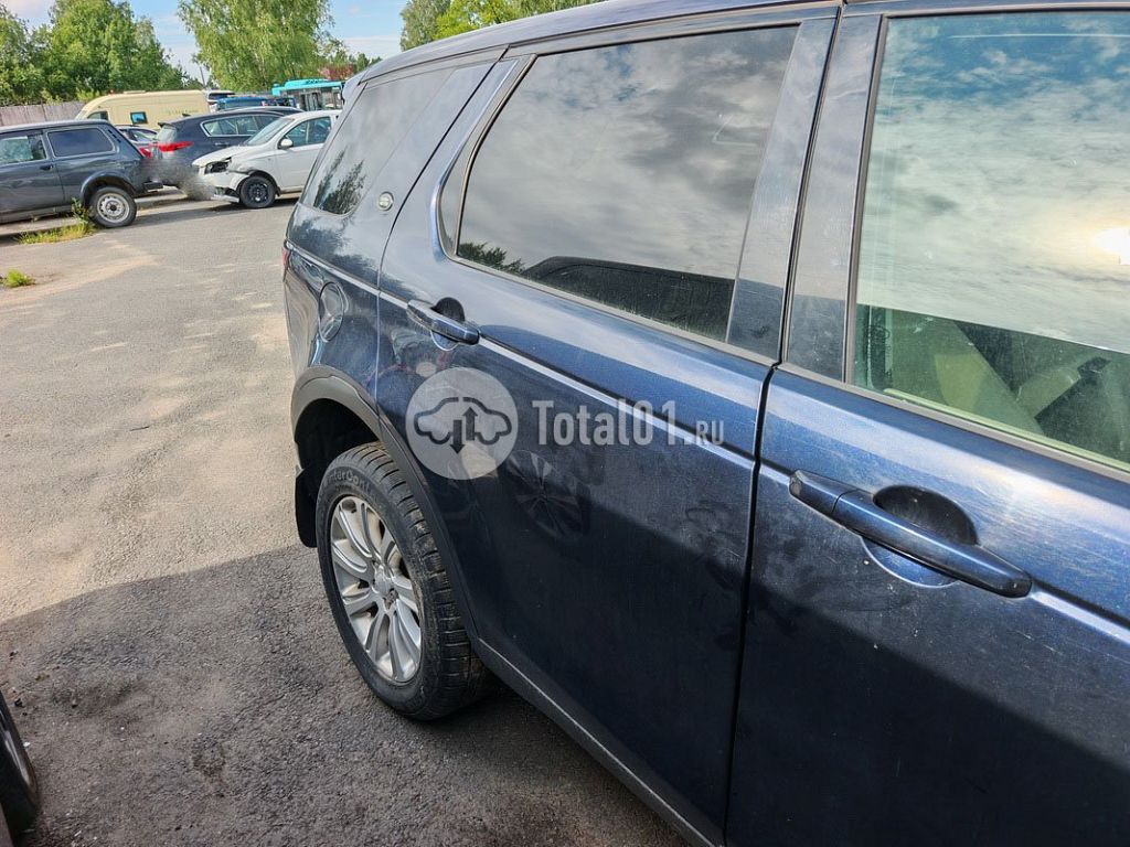 Фото Land Rover Discovery Sport 42