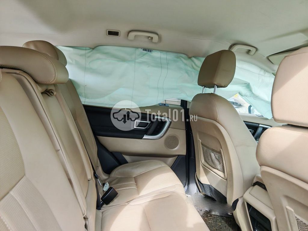 Фото Land Rover Discovery Sport 160