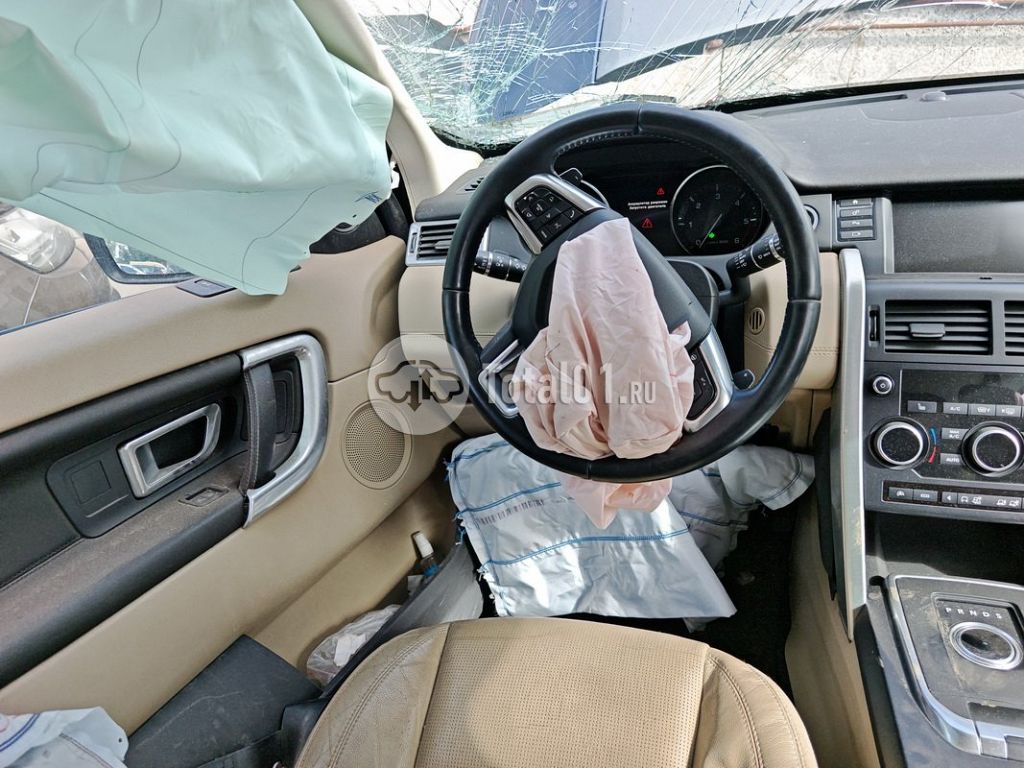 Фото Land Rover Discovery Sport 170
