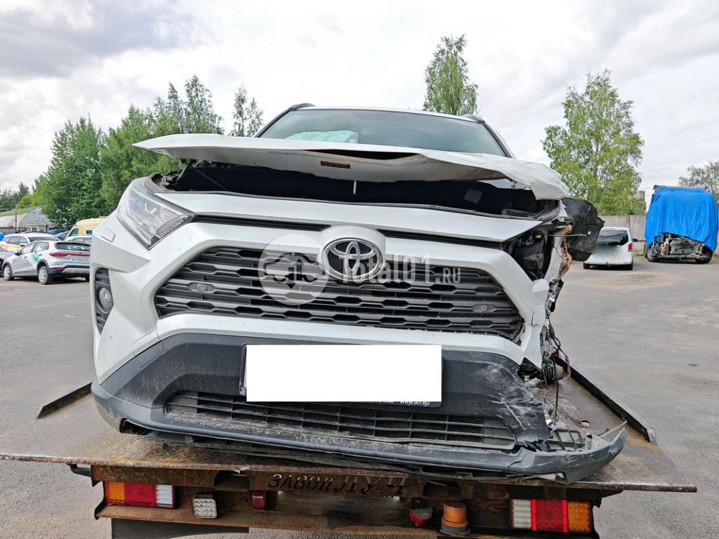 Фото Toyota RAV4 4