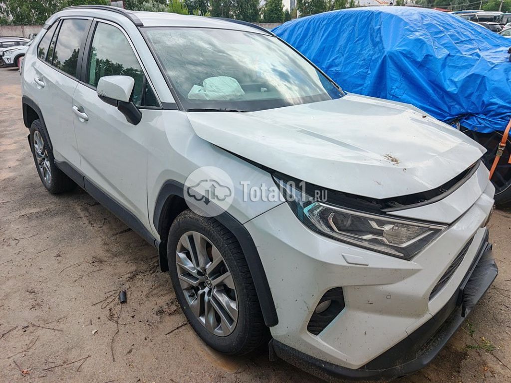 Фото Toyota RAV4 10