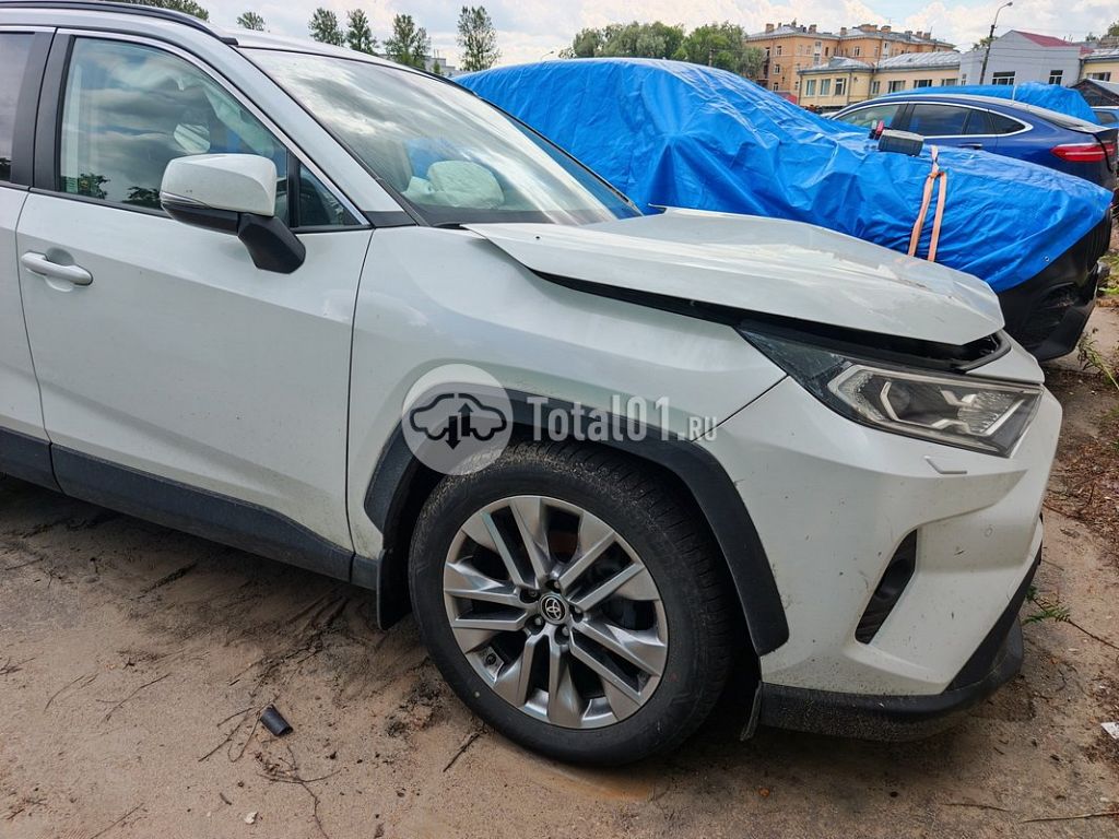 Фото Toyota RAV4 34