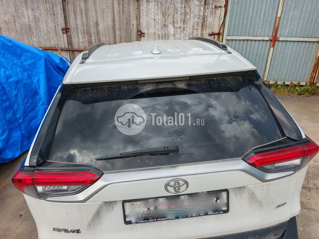Фото Toyota RAV4 48