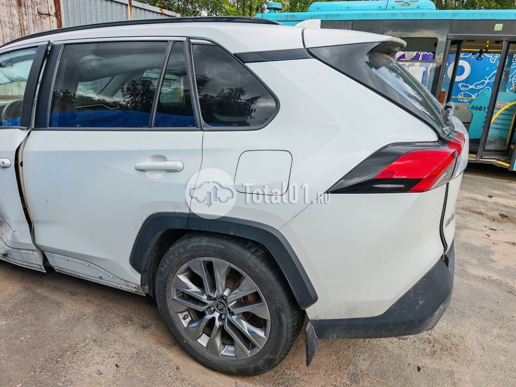 Фото Toyota RAV4 50