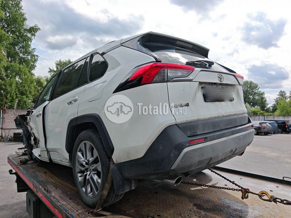 Фото Toyota RAV4 68