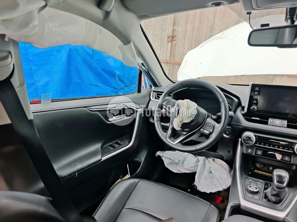Фото Toyota RAV4 106