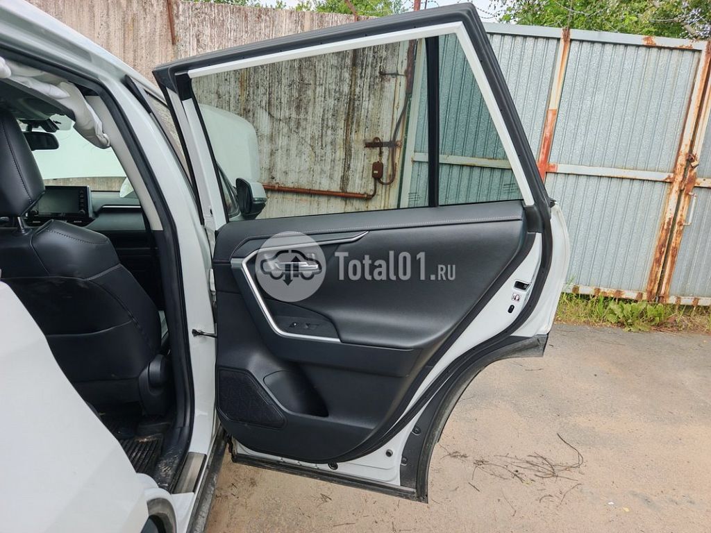 Фото Toyota RAV4 130