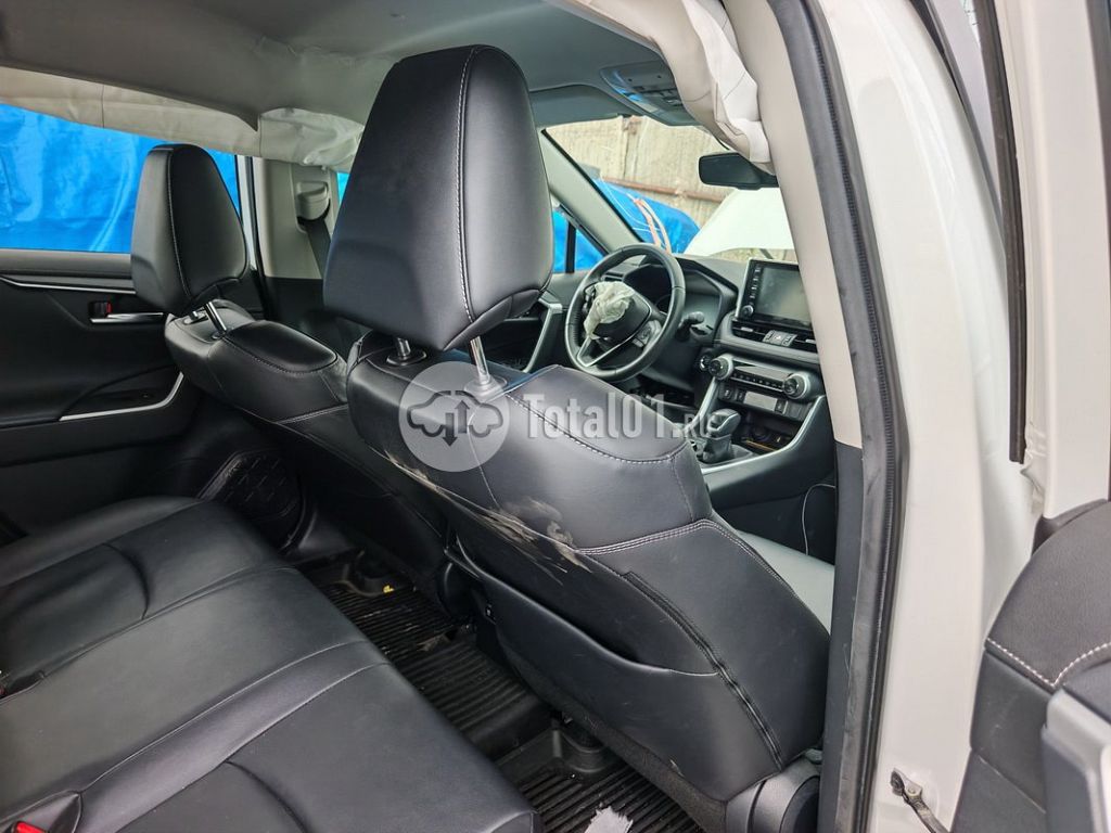Фото Toyota RAV4 134