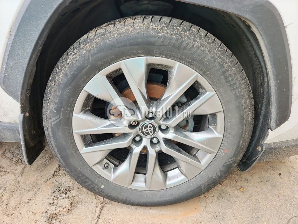 Фото Toyota RAV4 162