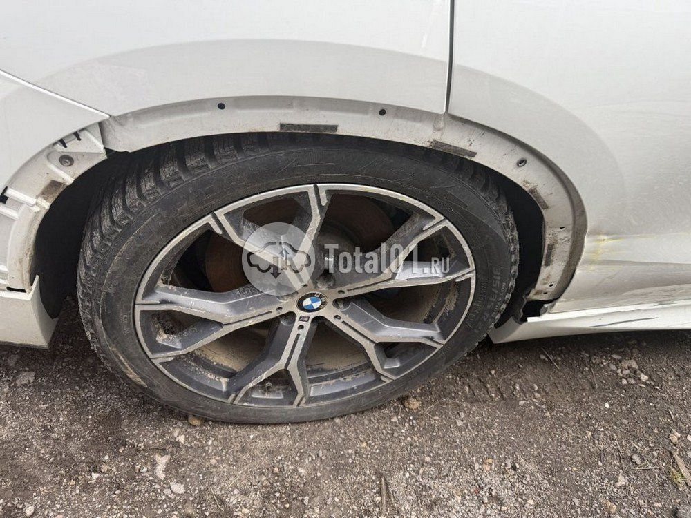 Фото BMW X5 20