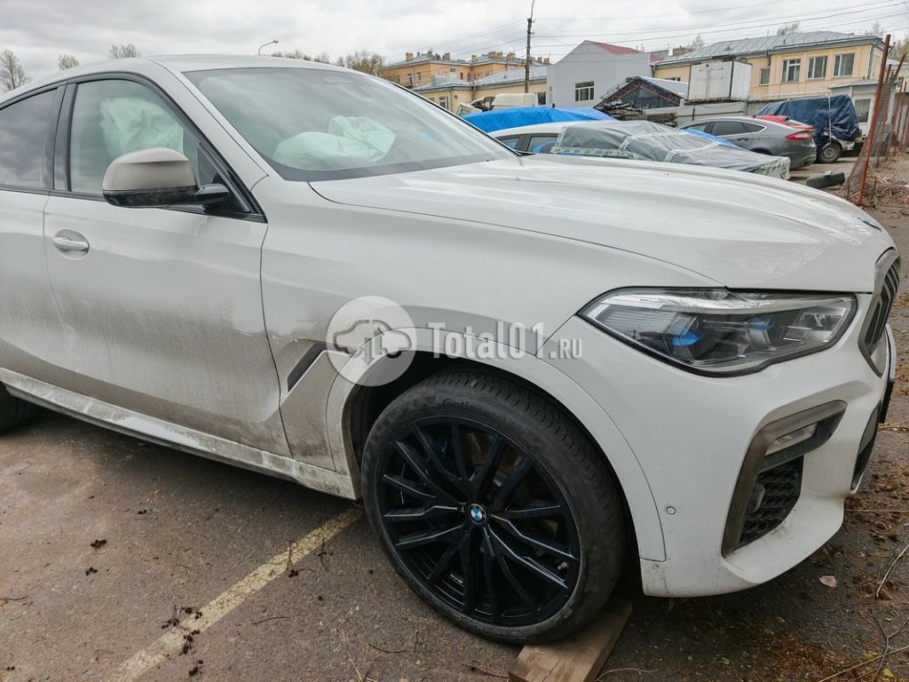 Фото BMW X6 M 16