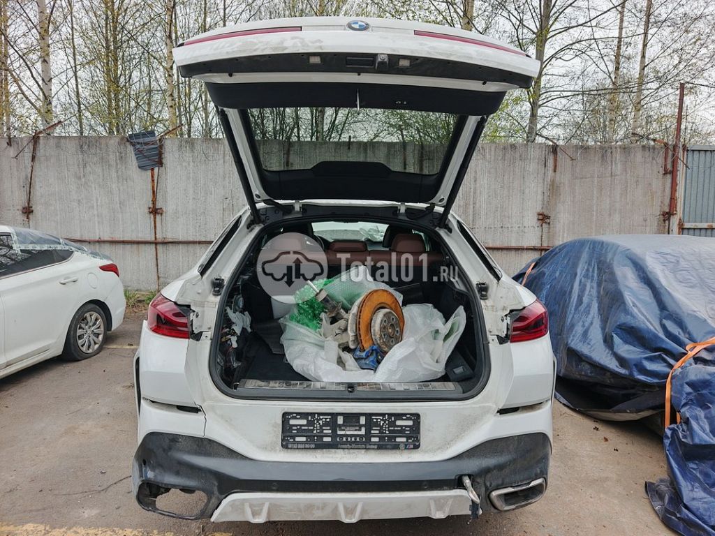 Фото BMW X6 M 122