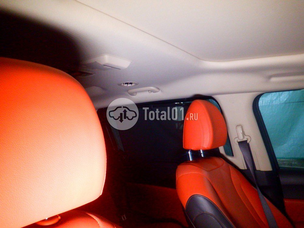 Фото KIA Carnival 28