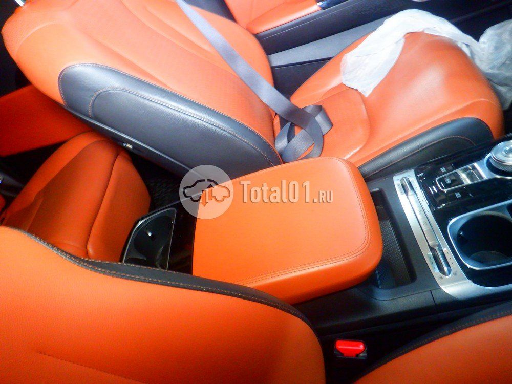 Фото KIA Carnival 36