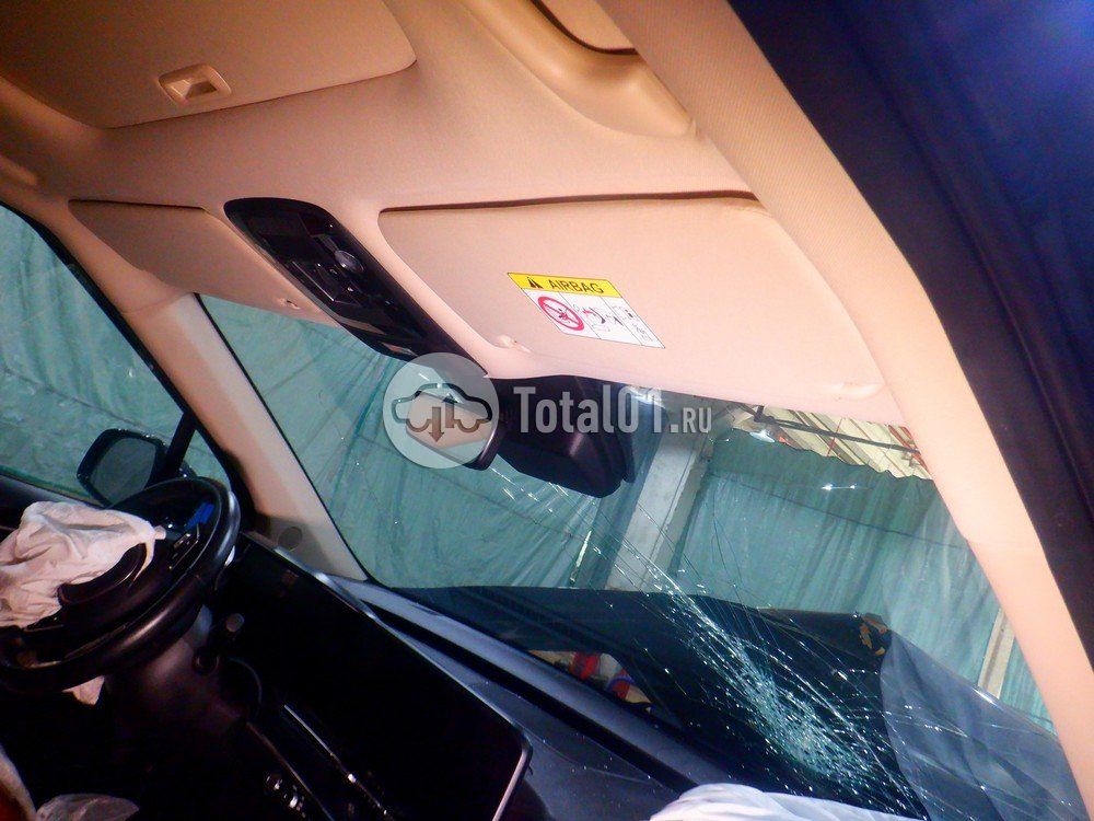 Фото KIA Carnival 48
