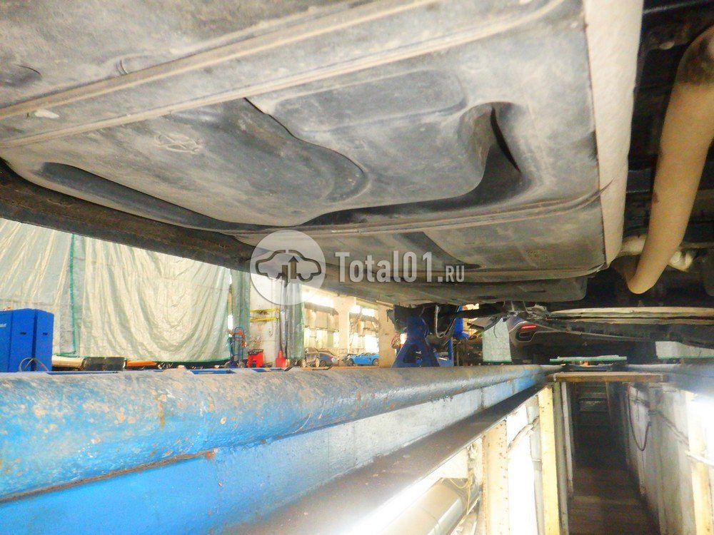 Фото KIA Carnival 260