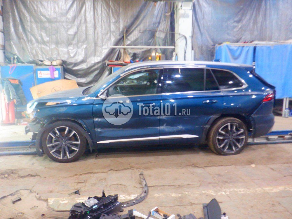Фото Geely Monjaro 8