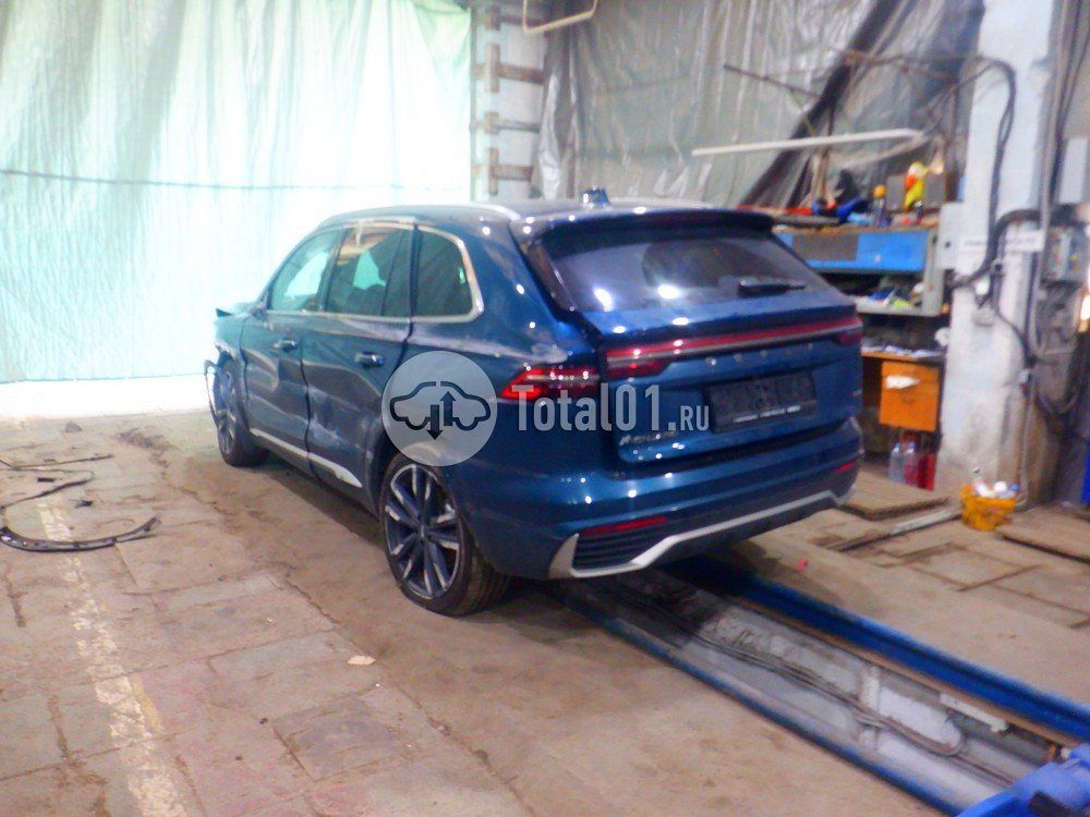 Фото Geely Monjaro 10
