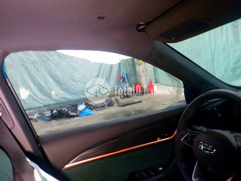 Фото Geely Monjaro 32