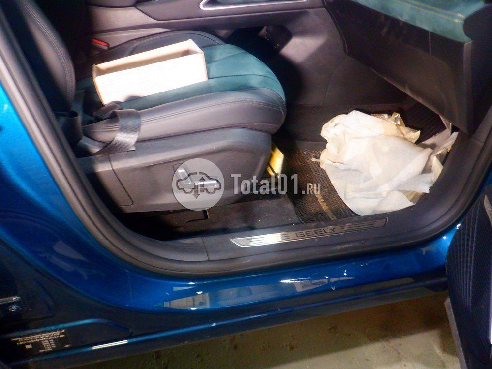 Фото Geely Monjaro 42