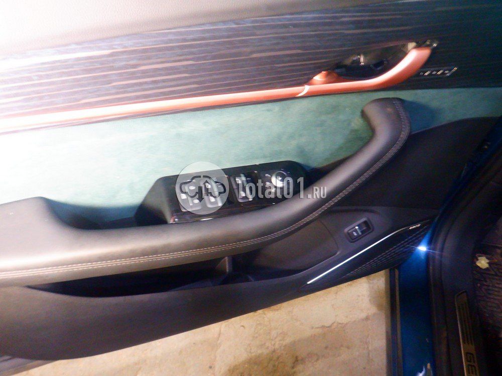 Фото Geely Monjaro 100