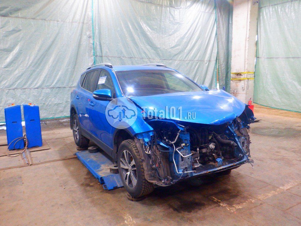 Фото Toyota RAV4 6