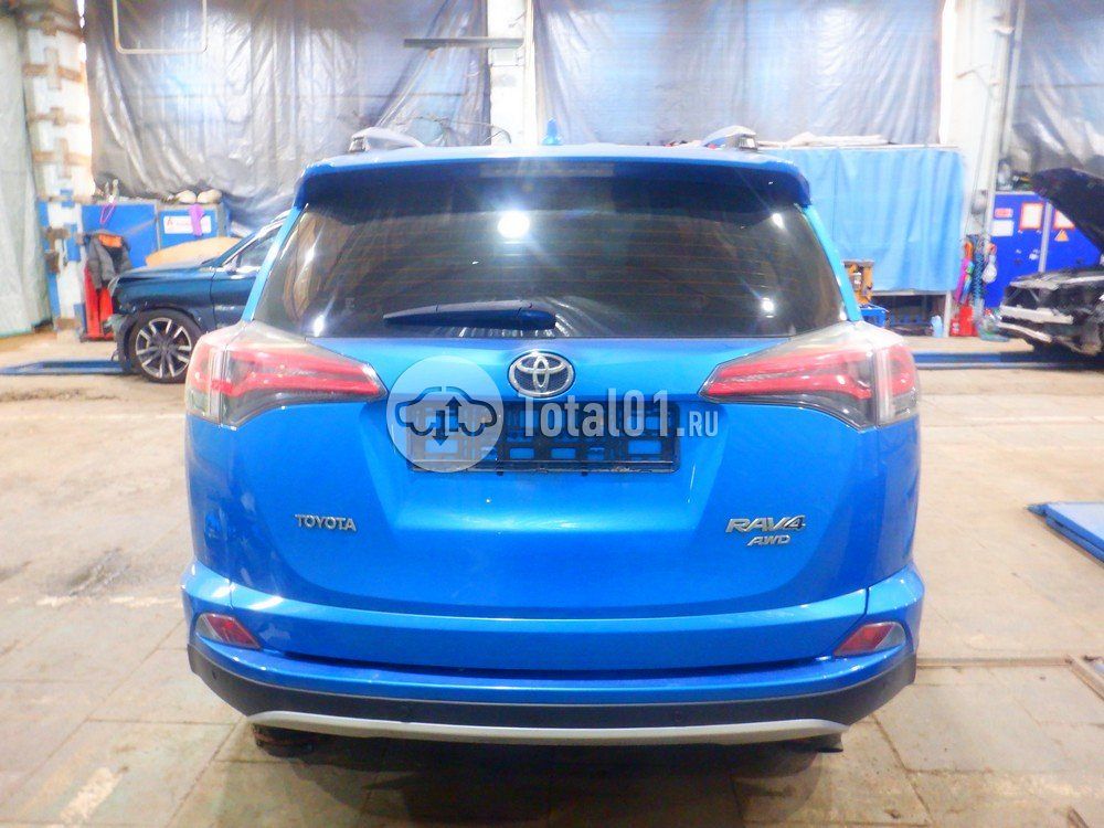 Фото Toyota RAV4 10
