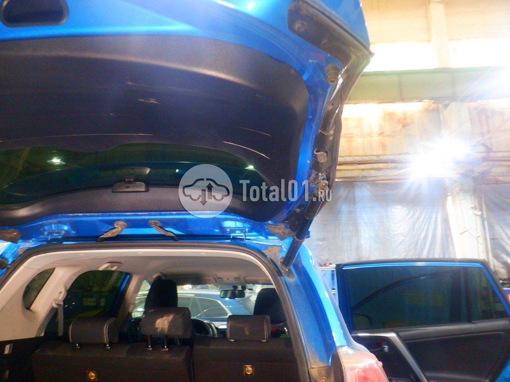 Фото Toyota RAV4 68