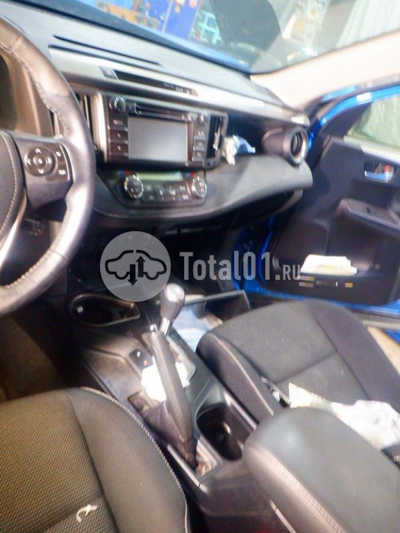 Фото Toyota RAV4 106