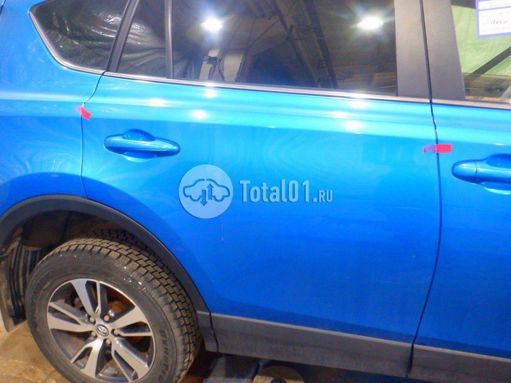 Фото Toyota RAV4 176
