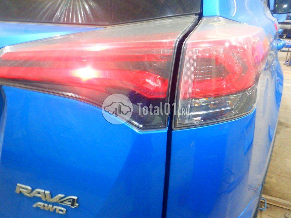 Фото Toyota RAV4 198