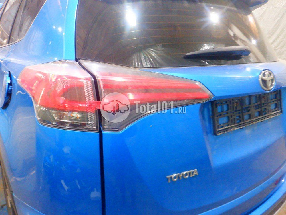 Фото Toyota RAV4 208