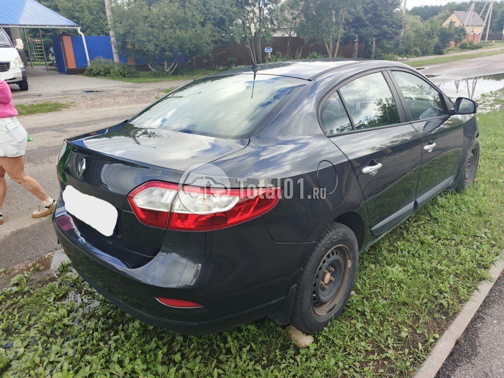 Фото Renault Fluence 4