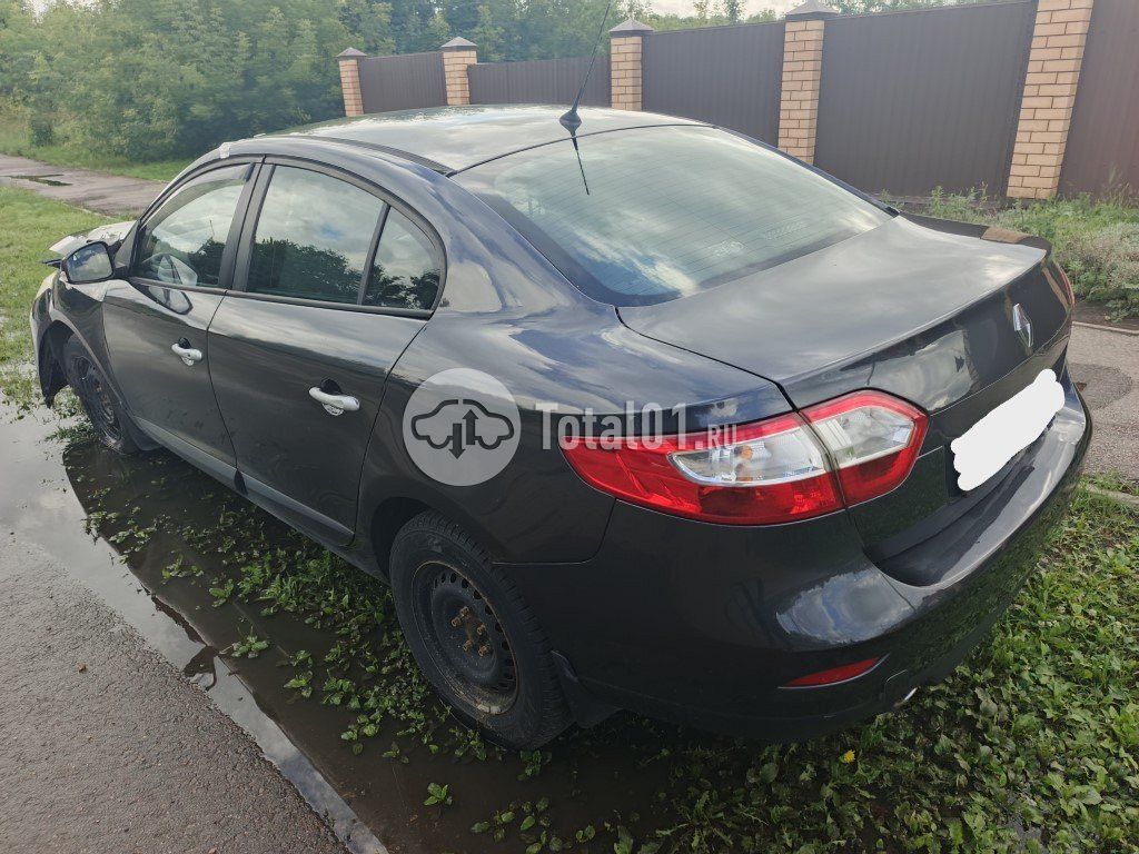 Фото Renault Fluence 6