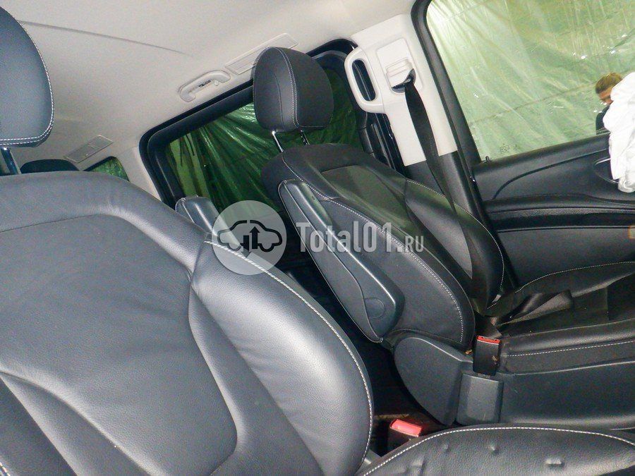 Фото Mercedes-Benz V-класс 26