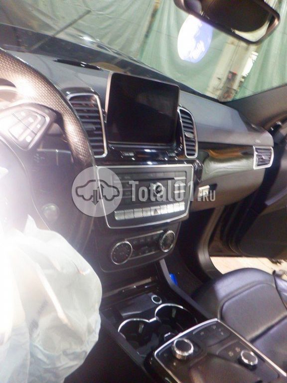 Фото Mercedes-Benz GLE-класс 106